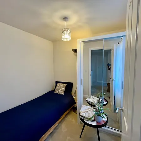 Single Room In Norwich Exterior photo